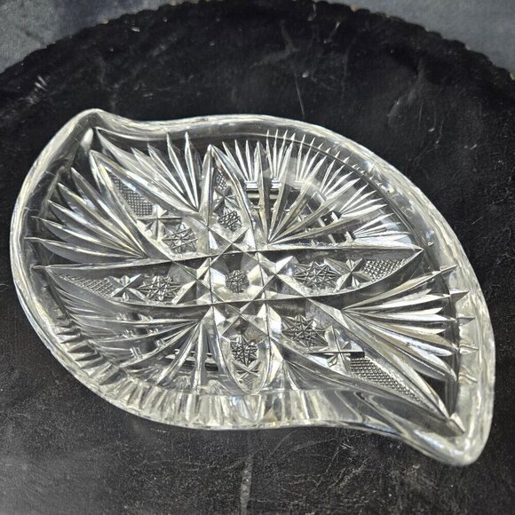 Clear Cut Glass Crystal Candy Dish/Trinket Dish Vintage Collectible - Picture 8 of 12